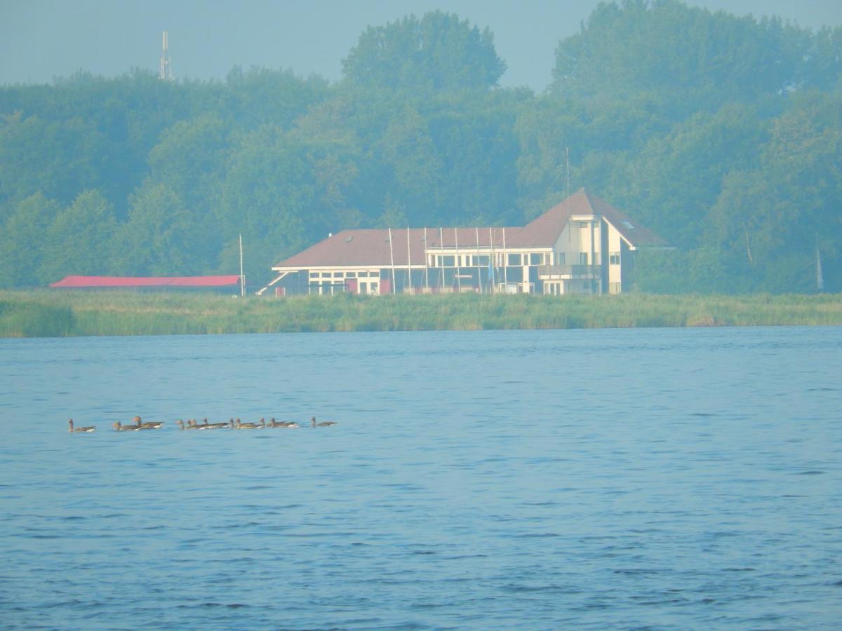 Villa Waterland Den Ilp Экстерьер фото